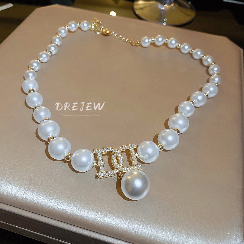 Dây Chuyền Ngọc Trai In Chữ Phong Cách Pháp Sang Trọng Thời Trang Cao Cấp