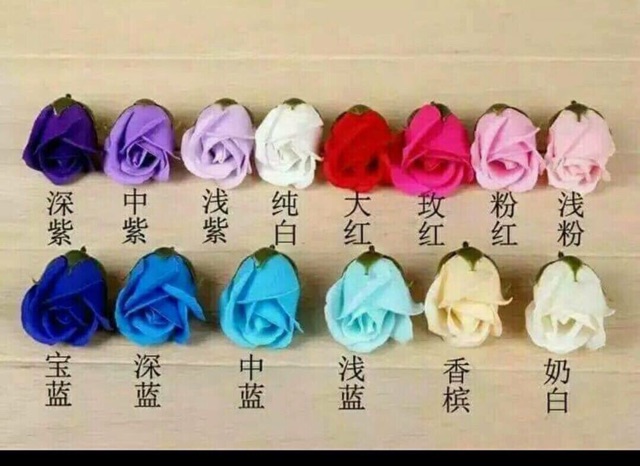 1 hộp 50 bông Hoa sáp thơm 3 lớp 1 màu