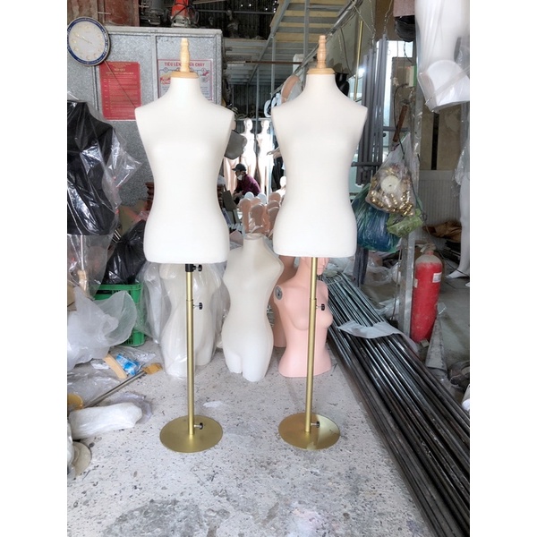 Manocanh chân sắt vàng đồnghình thật