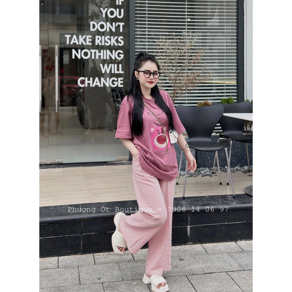 Set Bộ Đồ Nữ Áo Phông Gấu Hồng Tím Guci Mix Quần Suông Kẻ Caro Ống Rộng Freesize - Ảnh 4