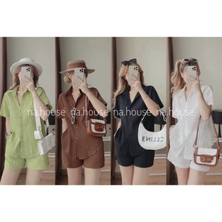 Set bộ nữ sơ mi tay ngắn đi chơi dạo phố Nahouse áo xốp gân cột lưng phối quần đùi thiết kế xinh xắn trắng đen nâu xanh