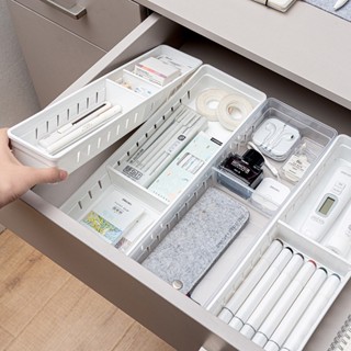 Khay đựng / sắp xếp đồ đa năng Màu Trắng 34.5x8x4.7cm kèm 2 vách chia ngăn kiểu Nhật