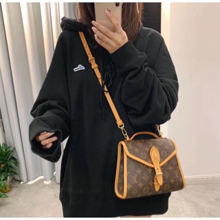 Vận Chuyển Hàng Có Sẵn 24 Giờ   Hàng Có SẵnTúi Đeo Chéo Da Handmade Phong Cách Nhật Bản Cổ Điển HMB-89