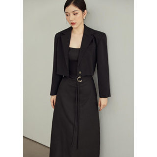 Blazer khoác lửng trendy, hàng thiết kế may 2 lớp có đệm cầu vai, che bắp tay cực tốt, dễ phối đồ, freesize dưới 54kg