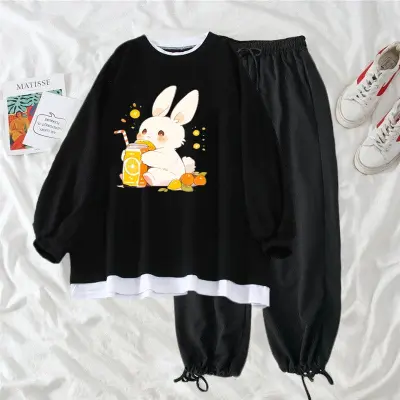 QUẦN ÁO NỮ, SET ÁO SWEATER IN HÌNH THỎ UỐNG NƯỚC CAM KÈM QUẦN BOM DÂY RÚT