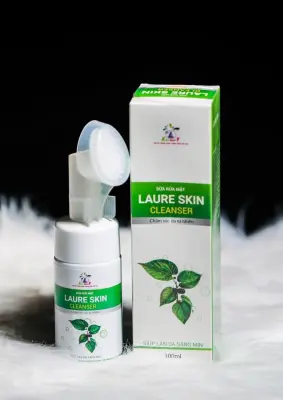 sữa rửa mặt Laure skin