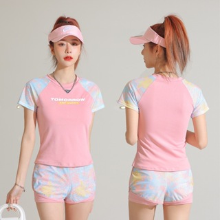 Bộ đồ bơi 2 mảnh  gồm quần đùi 2 lớp và áo thun phối lưới in hoa siêu xinh