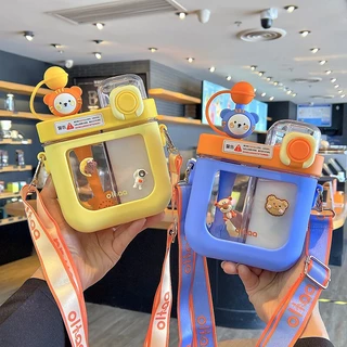 Bình đựng nước hai ngăn cute bình đựng nước cho bé chia ngăn có dây đeo kèm ống hút và sticker xinh xắn