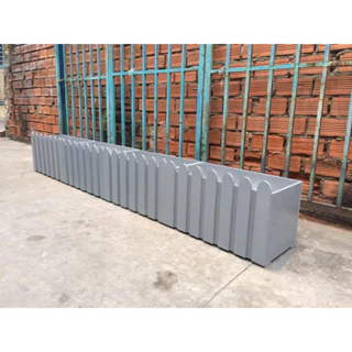 Chậu composite kt 50x25x25 hàng rào màu xám trang trí ban công,sân vườn.