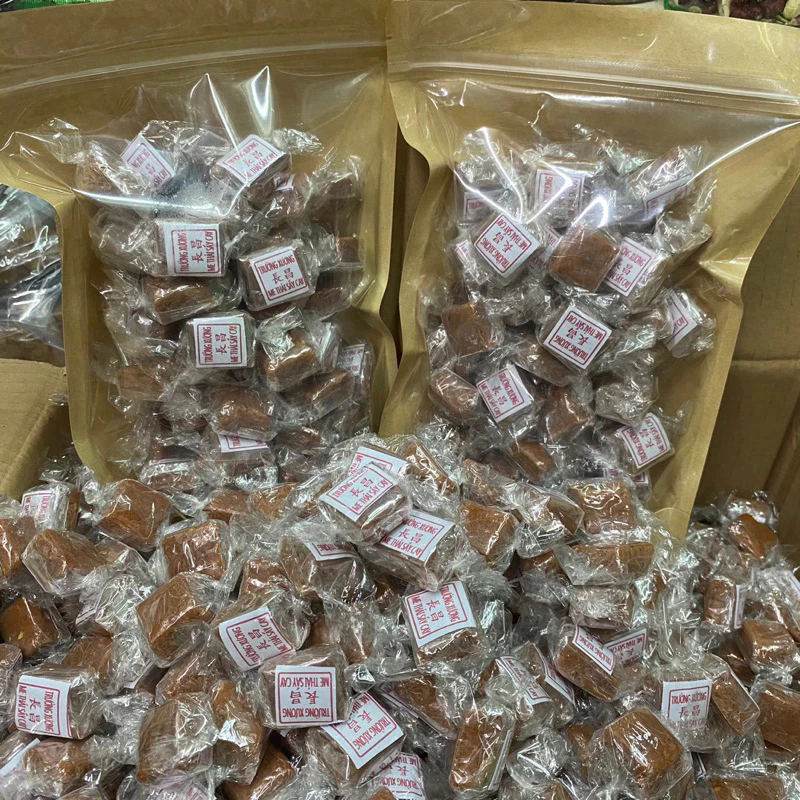 Kẹo Me Thái Sấy Cay Trường Xương 500g/250g/100g - Tặng Muối Sấy Ngọc Yến