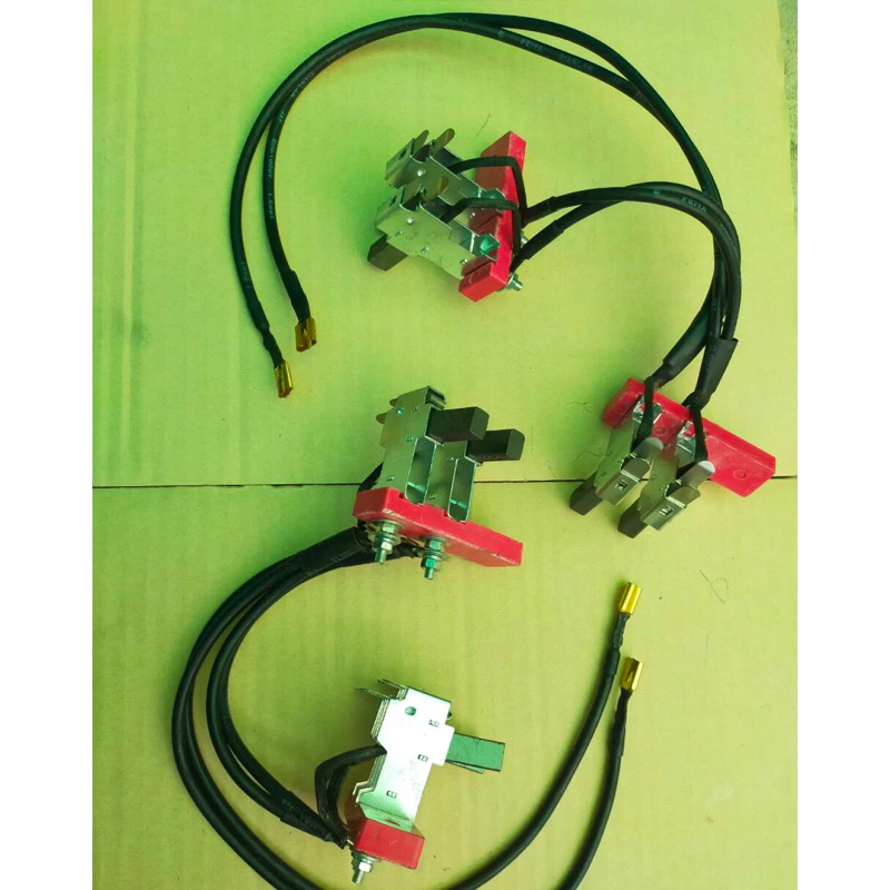 Bộ Chổi Than Cao Cấp Phíp Chống Cháy Cho Máy Phát Điện 3KW - 100KW